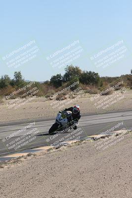 media/Jan-16-2026-CVMA Friday Practice (Fri) [[6f2bf47531]]/5-Racer 4-Trackday1/Session 3 (Turn 7 Inside)/